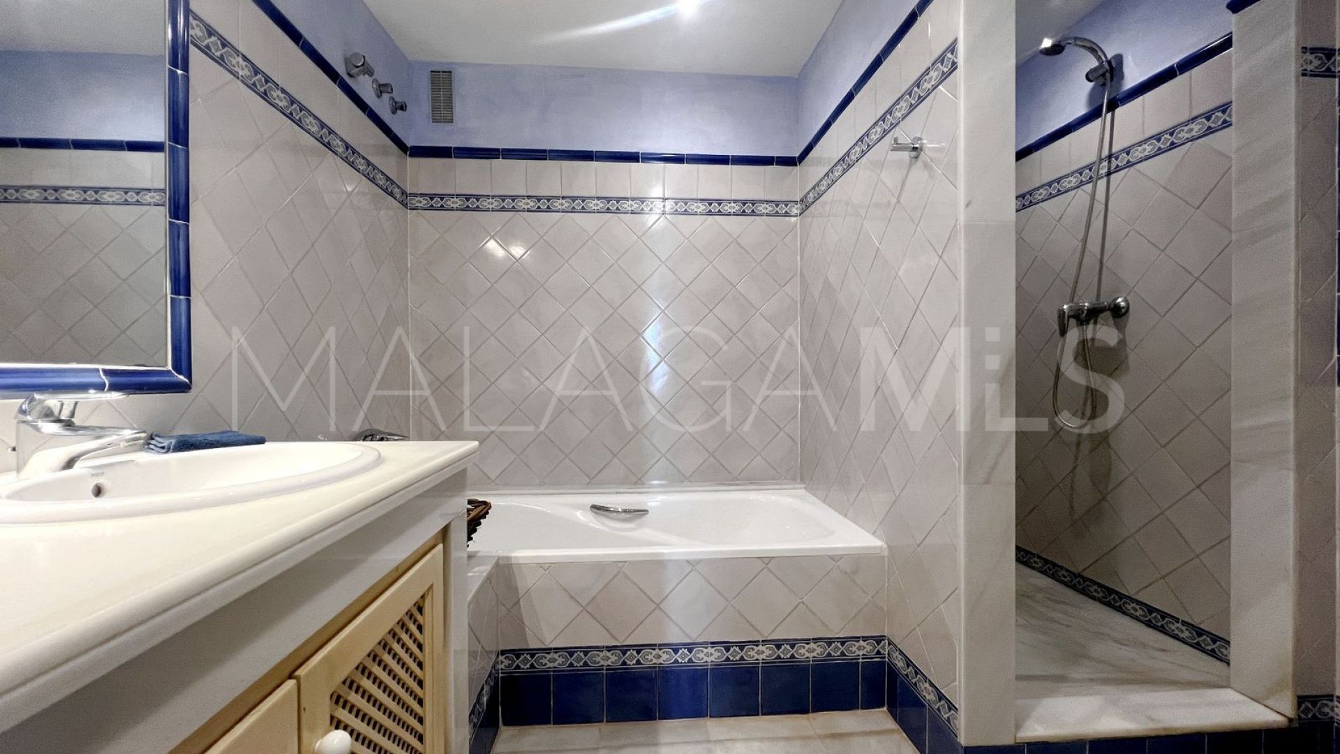 Zweistöckiges penthouse for sale in La Perla de la Bahía