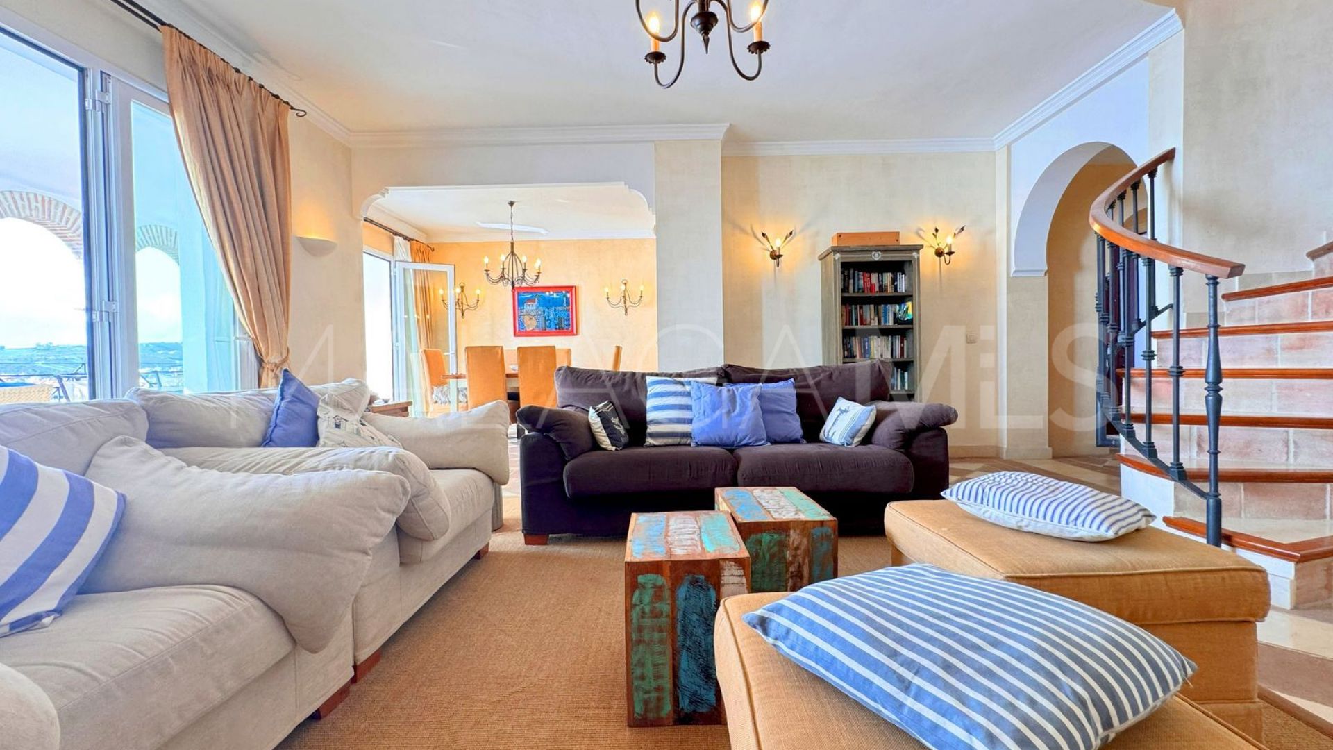 Zweistöckiges penthouse for sale in La Perla de la Bahía