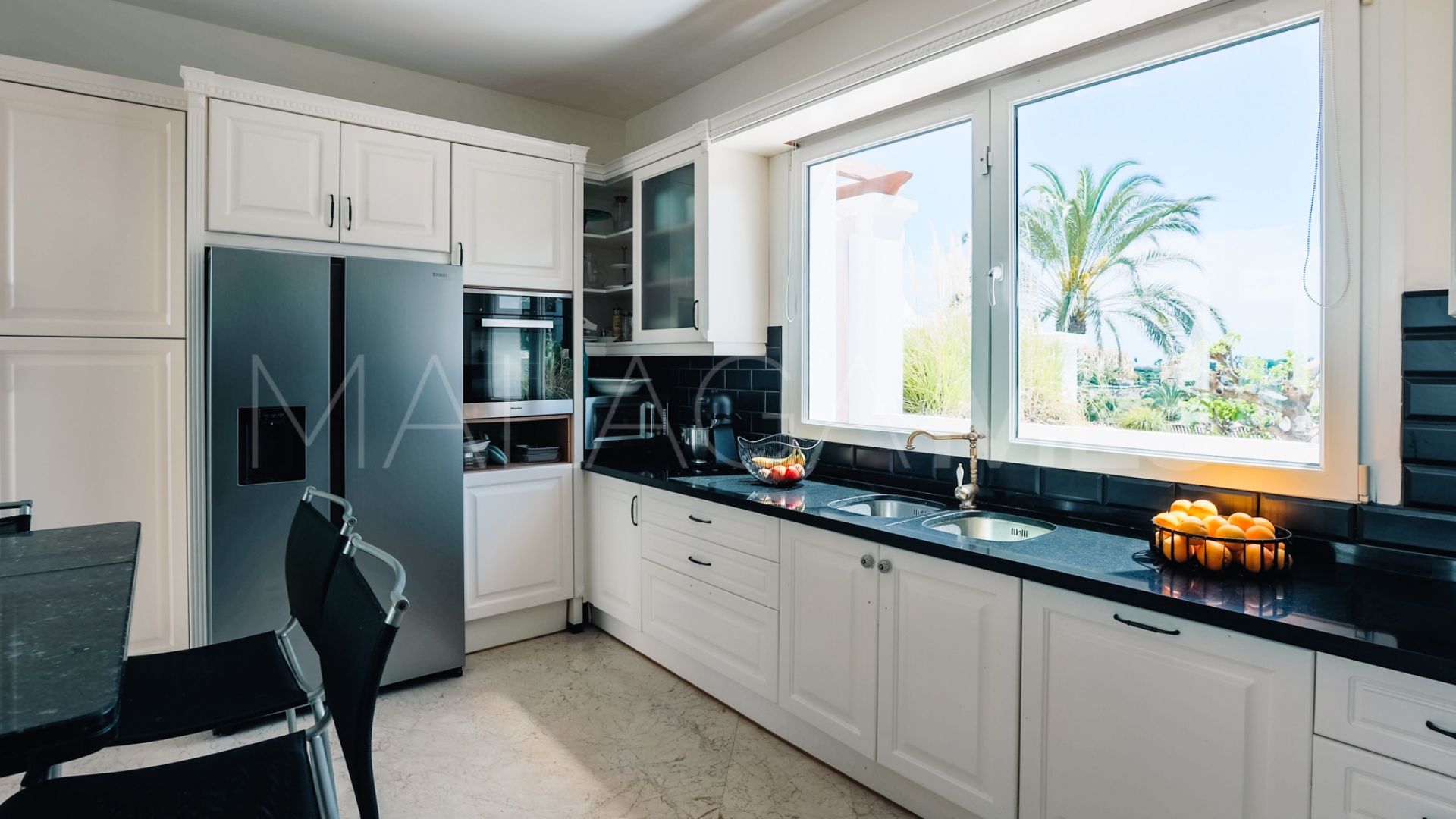 Villa for sale in La Resina Golf