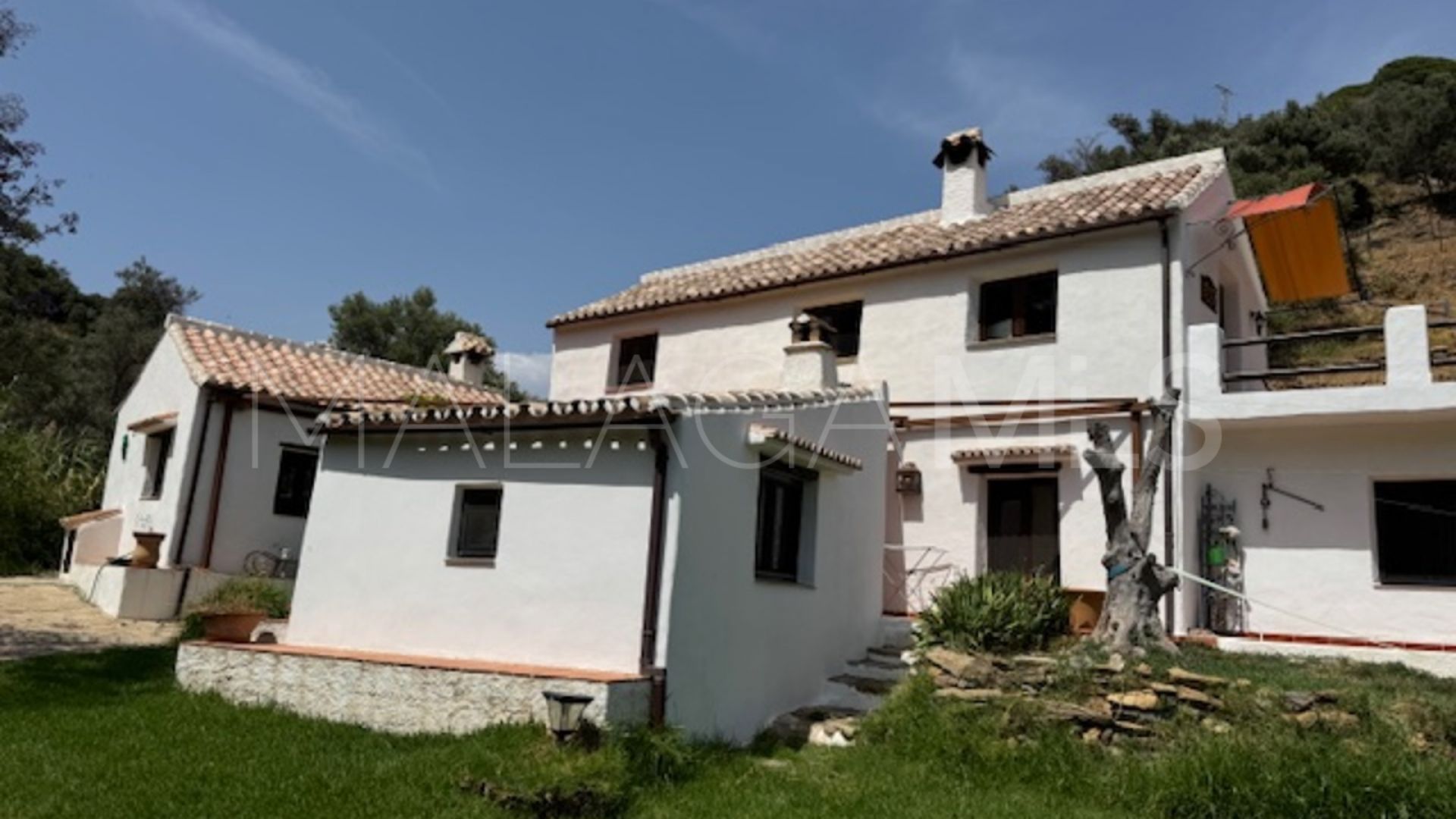 Cortijo for sale in Casares Montaña