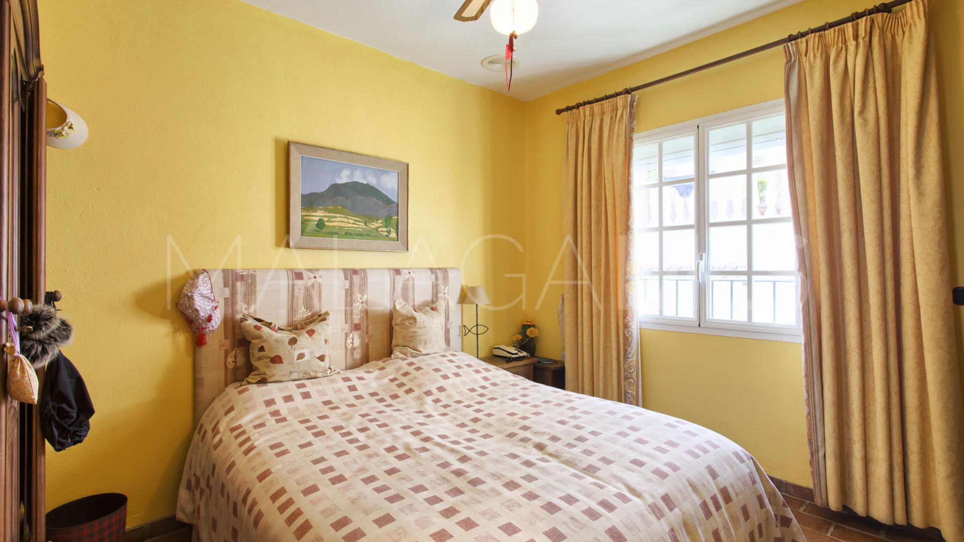 Se vende adosado in Benahavis Centro with 3 bedrooms