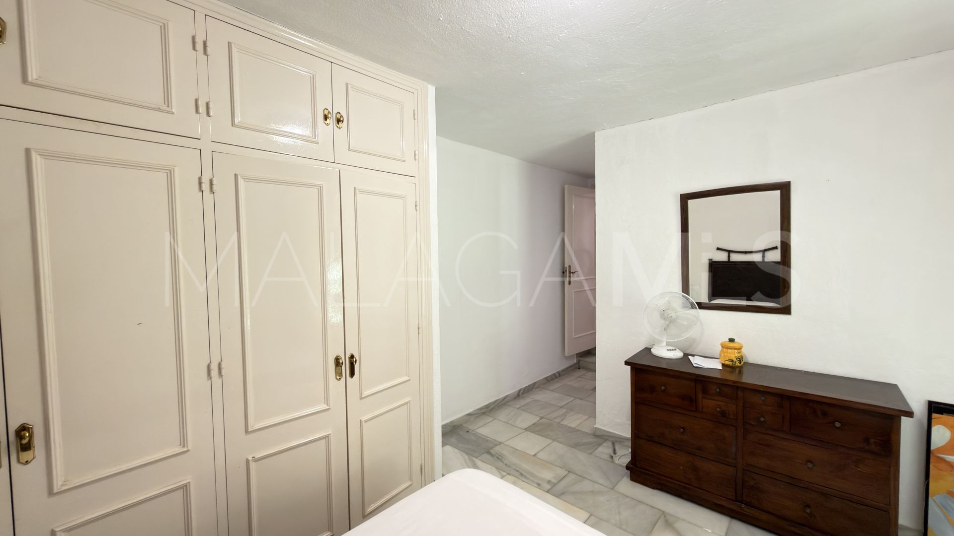 For sale 4 bedrooms villa in Benamara