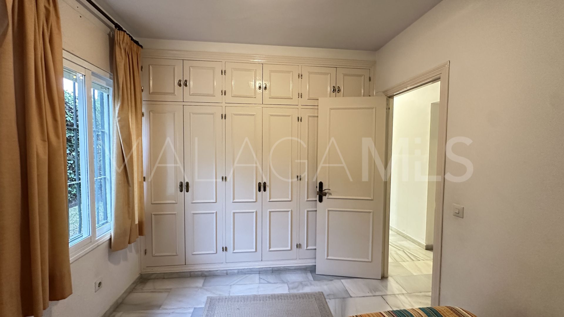 Villa for sale in Benamara