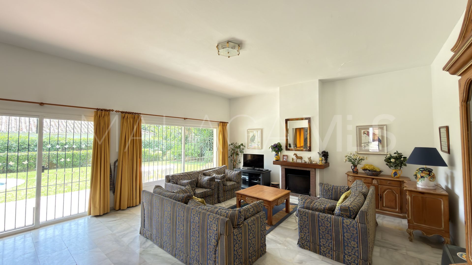 For sale 4 bedrooms villa in Benamara