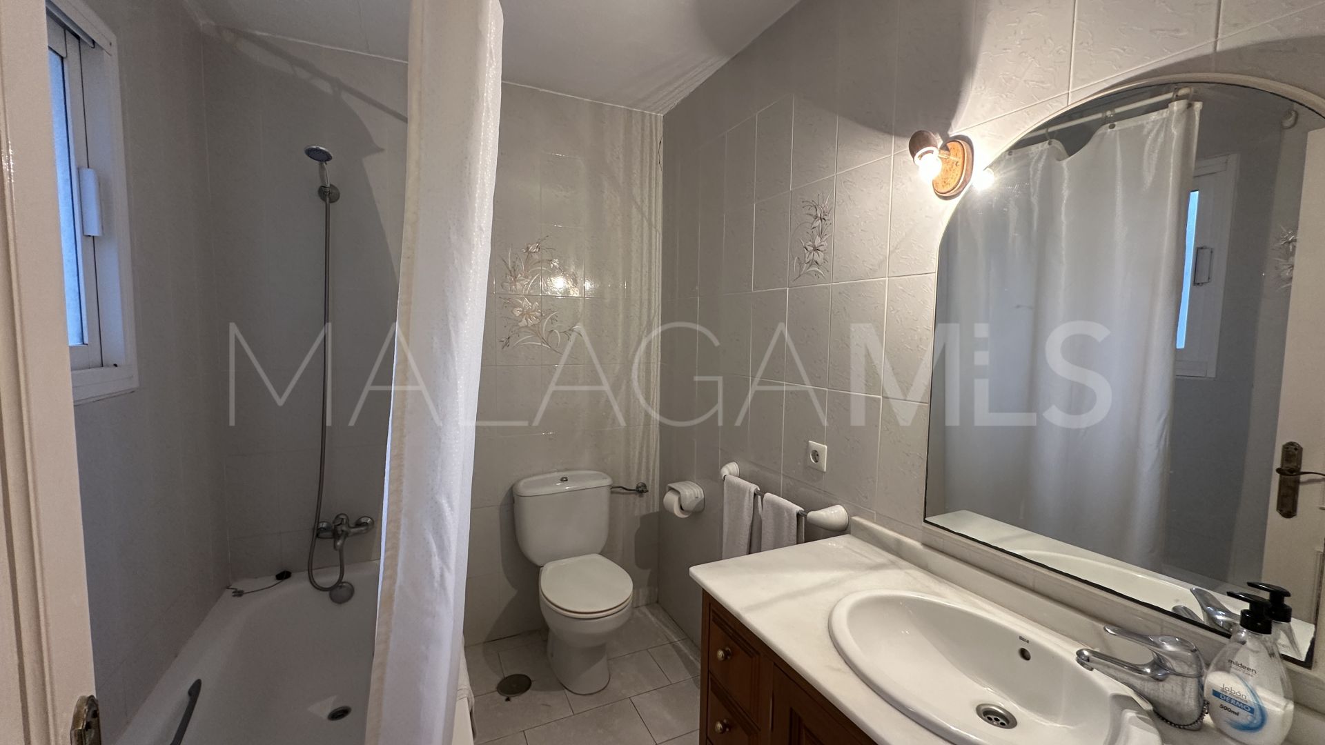 Villa for sale in Benamara