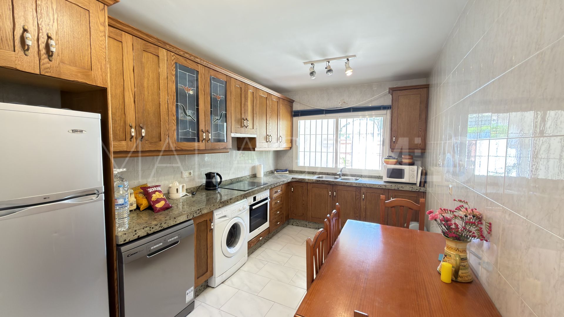 For sale 4 bedrooms villa in Benamara