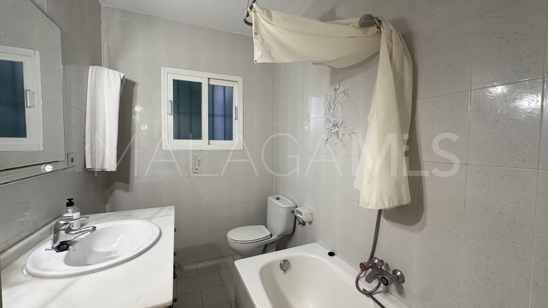 Villa for sale in Benamara