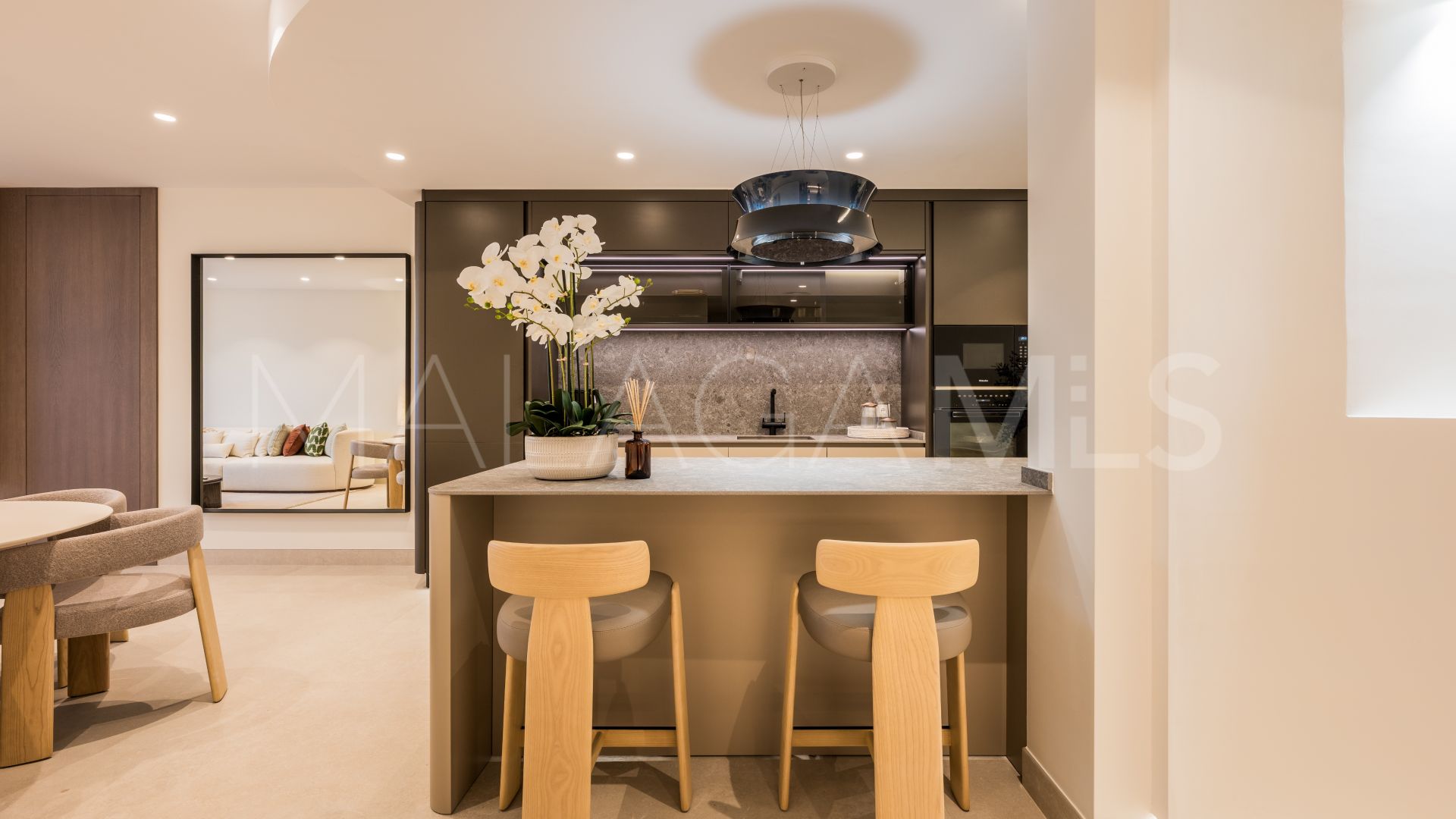 Zweistöckiges penthouse for sale in Bahía del Velerín