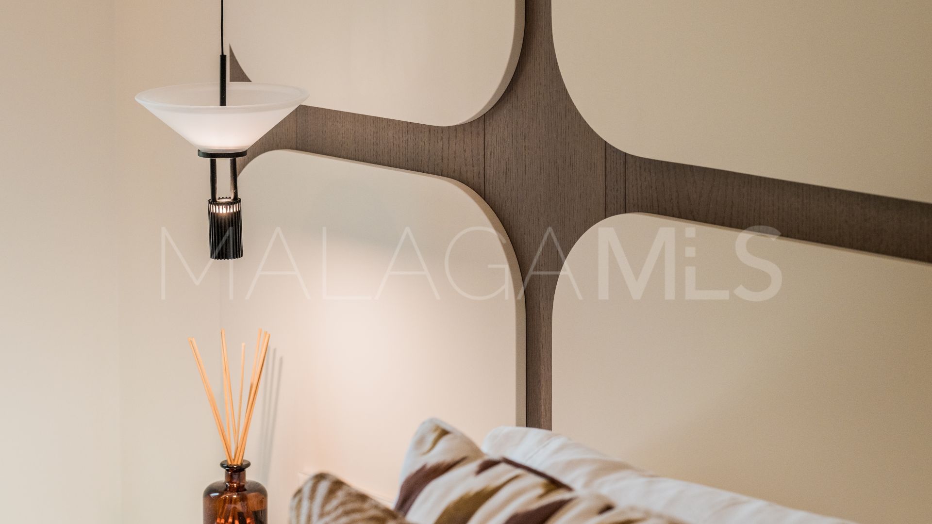 Zweistöckiges penthouse for sale in Bahía del Velerín