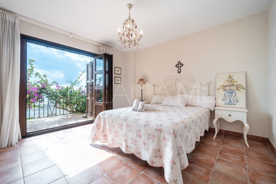 Adosado for sale in Villacana with 5 bedrooms