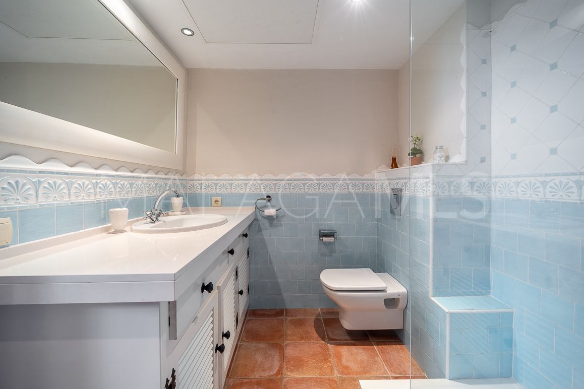 Adosado for sale in Villacana with 5 bedrooms