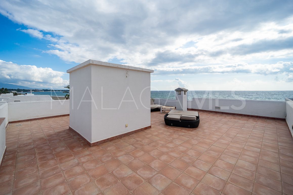 Adosado for sale in Villacana with 5 bedrooms