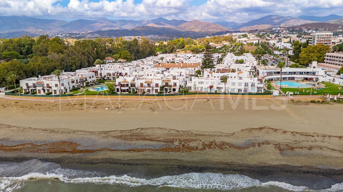 Adosado for sale in Villacana with 5 bedrooms