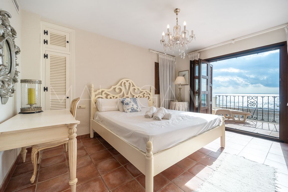 Adosado for sale in Villacana with 5 bedrooms