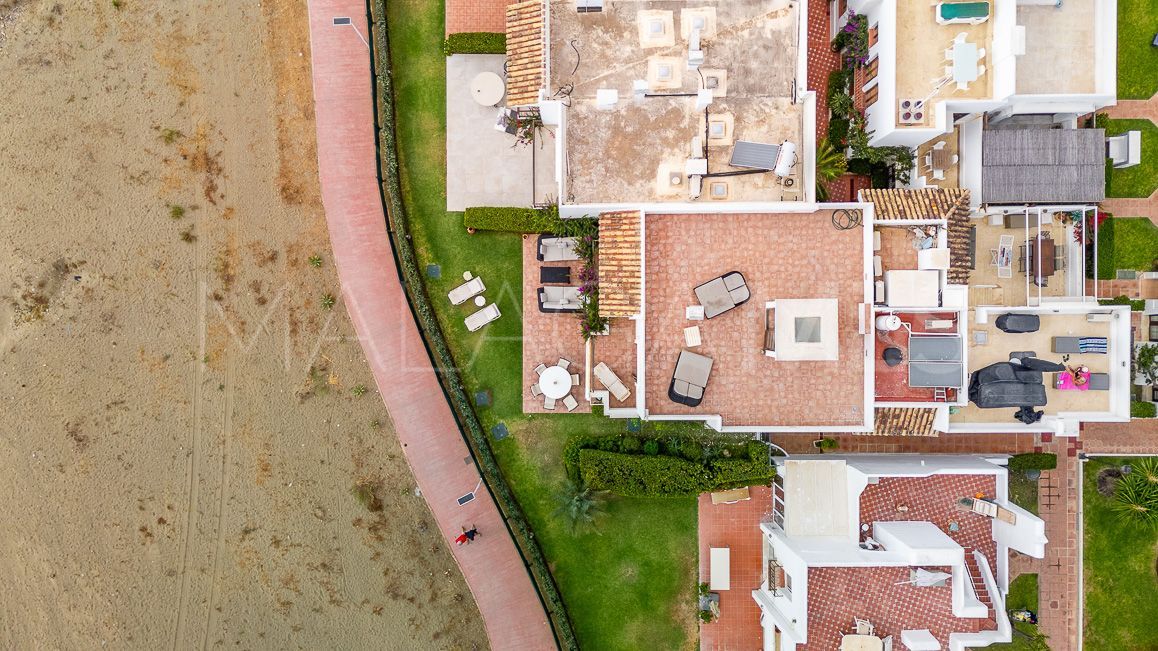 Adosado for sale in Villacana with 5 bedrooms