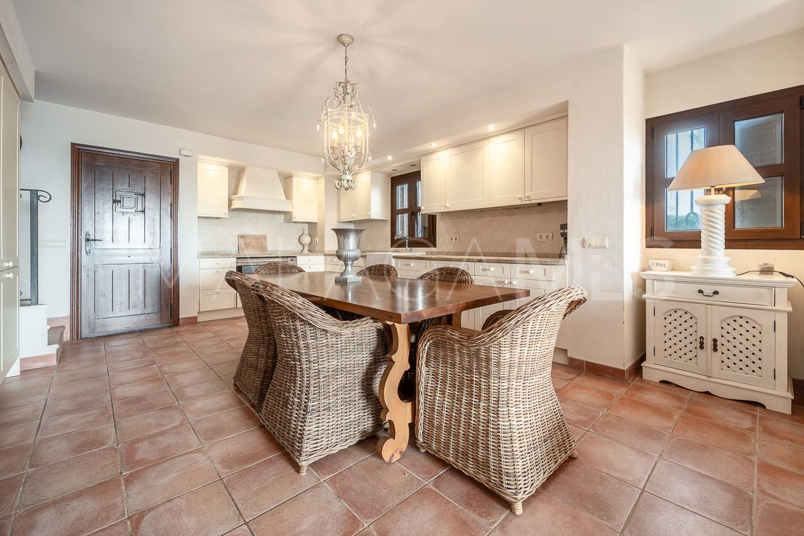 Adosado for sale in Villacana with 5 bedrooms