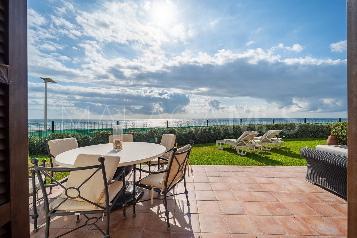 Adosado for sale in Villacana with 5 bedrooms