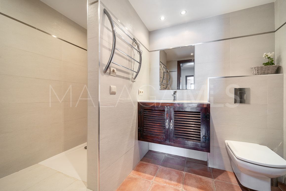 Adosado for sale in Villacana with 5 bedrooms