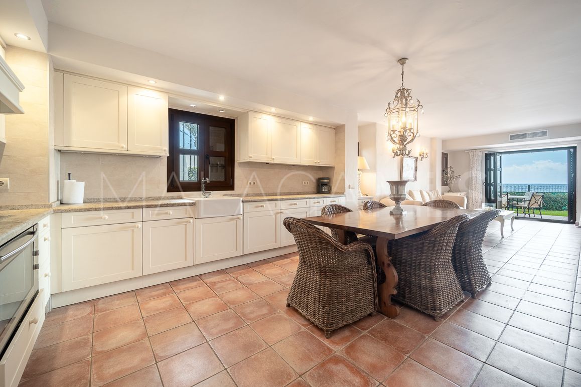 Adosado for sale in Villacana with 5 bedrooms