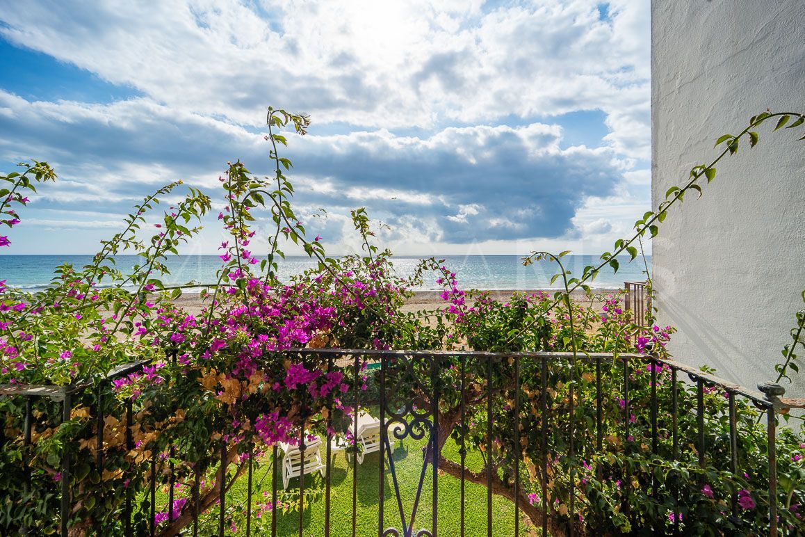 Adosado for sale in Villacana with 5 bedrooms