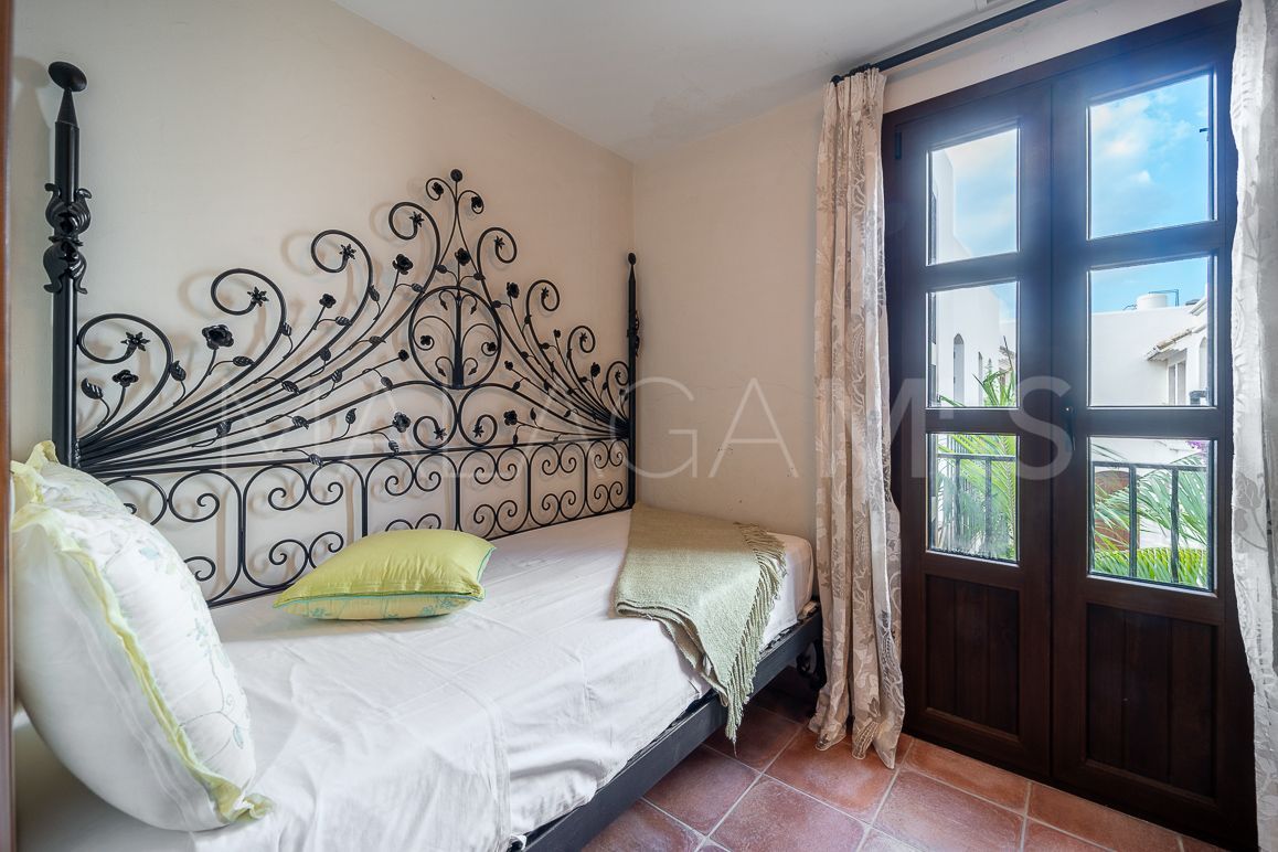 Adosado for sale in Villacana with 5 bedrooms