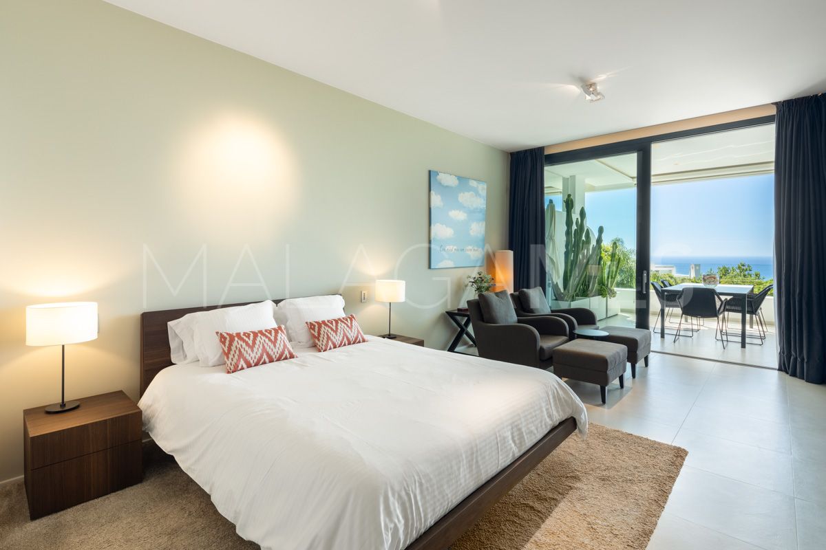 Se vende atico duplex with 3 bedrooms in Marbella Golden Mile