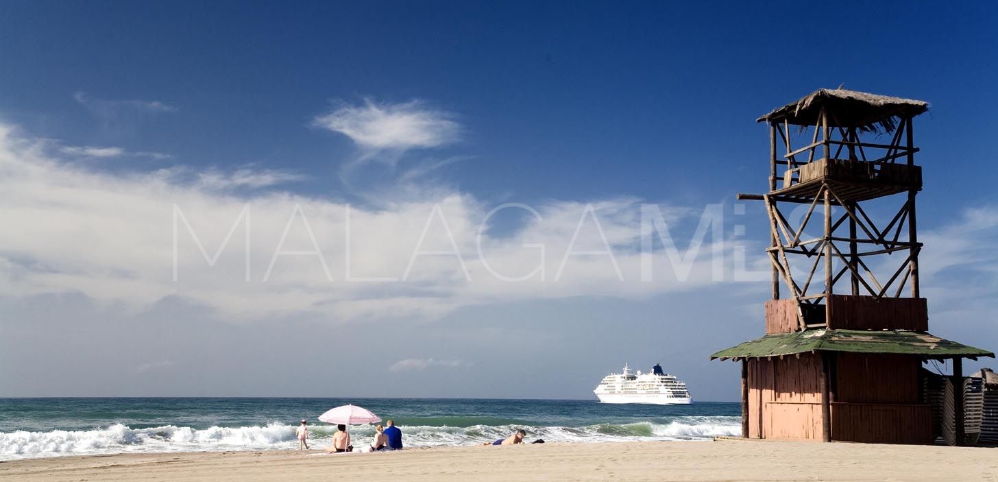 Parcela a la venta in Los Altos de los Monteros