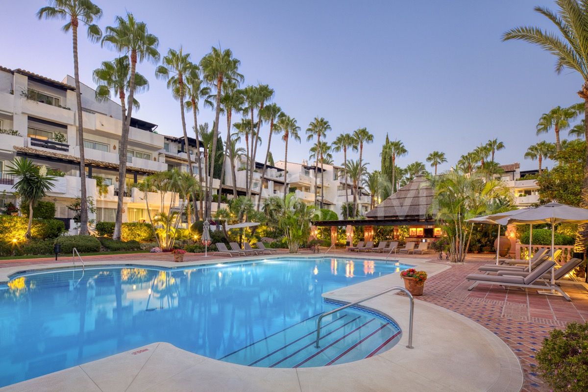 Se vende apartamento planta baja in Puente Romano