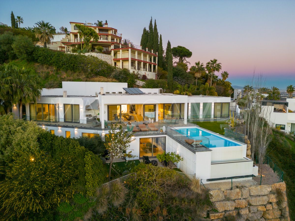 Se vende villa in La Quinta with 7 bedrooms