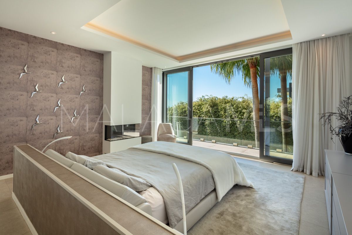 Se vende villa in La Quinta with 7 bedrooms