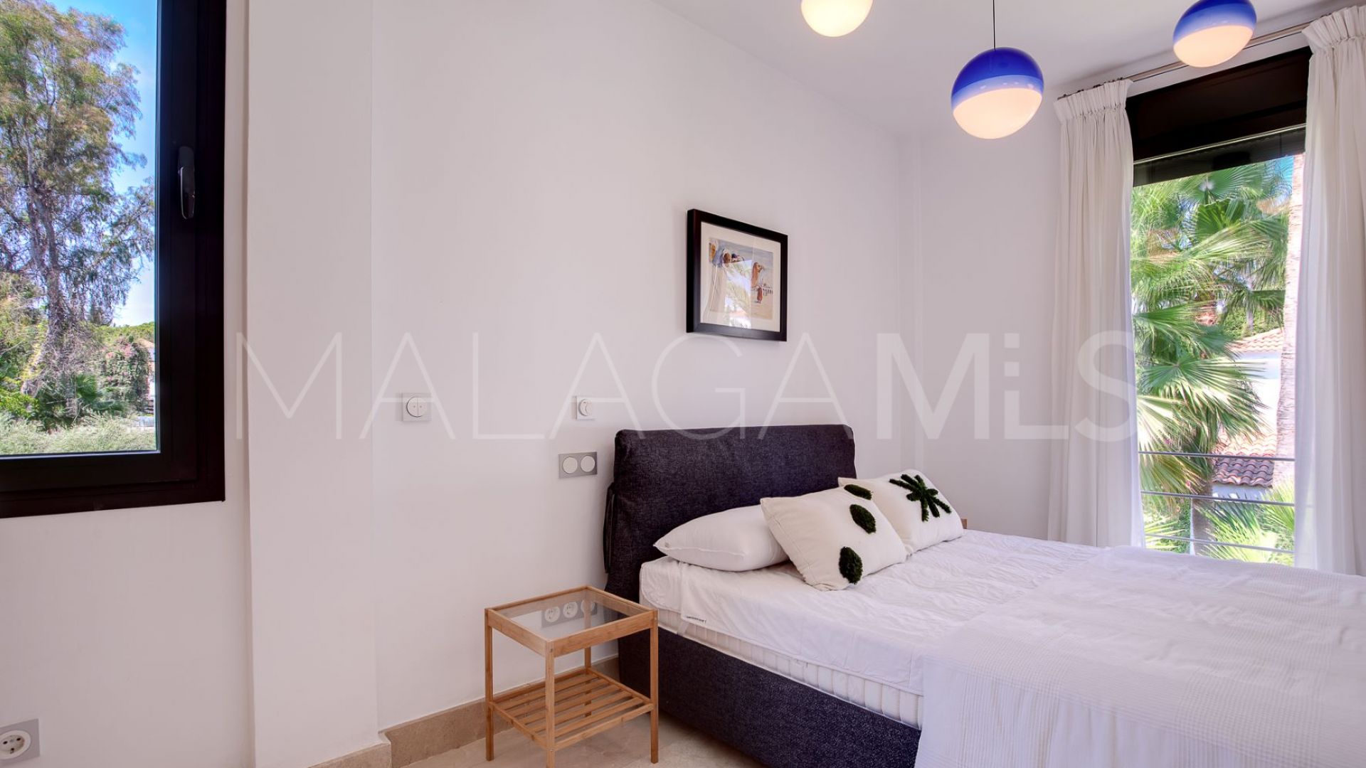 For sale Nueva Andalucia 5 bedrooms villa