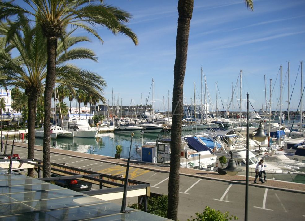 Markplanslägenhet for sale in Estepona
