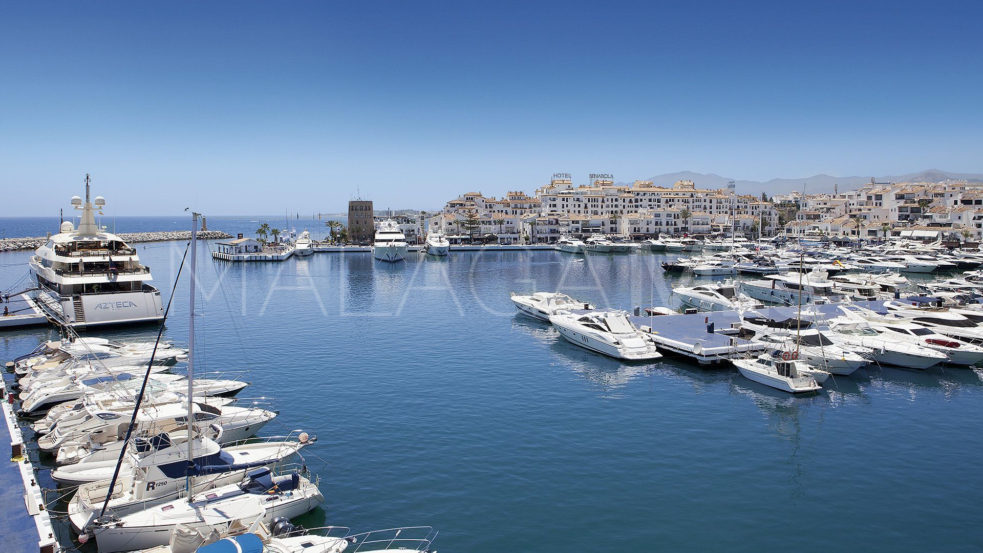 Appartement rez de chaussée for sale in Marbella - Puerto Banus