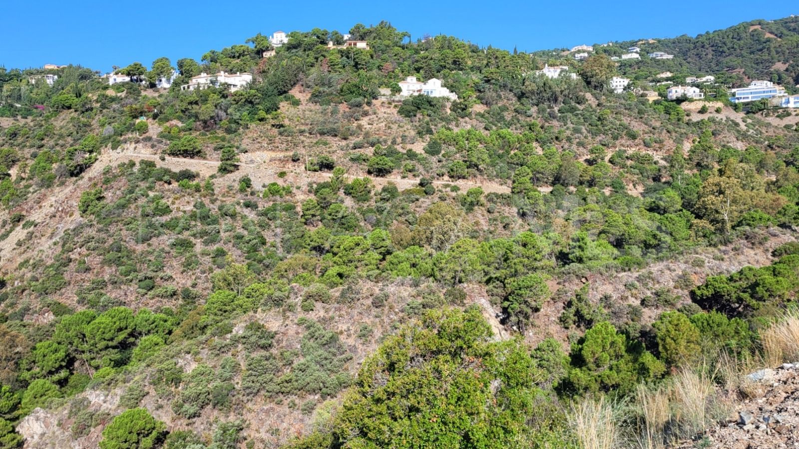 Tomt for sale in Benahavis