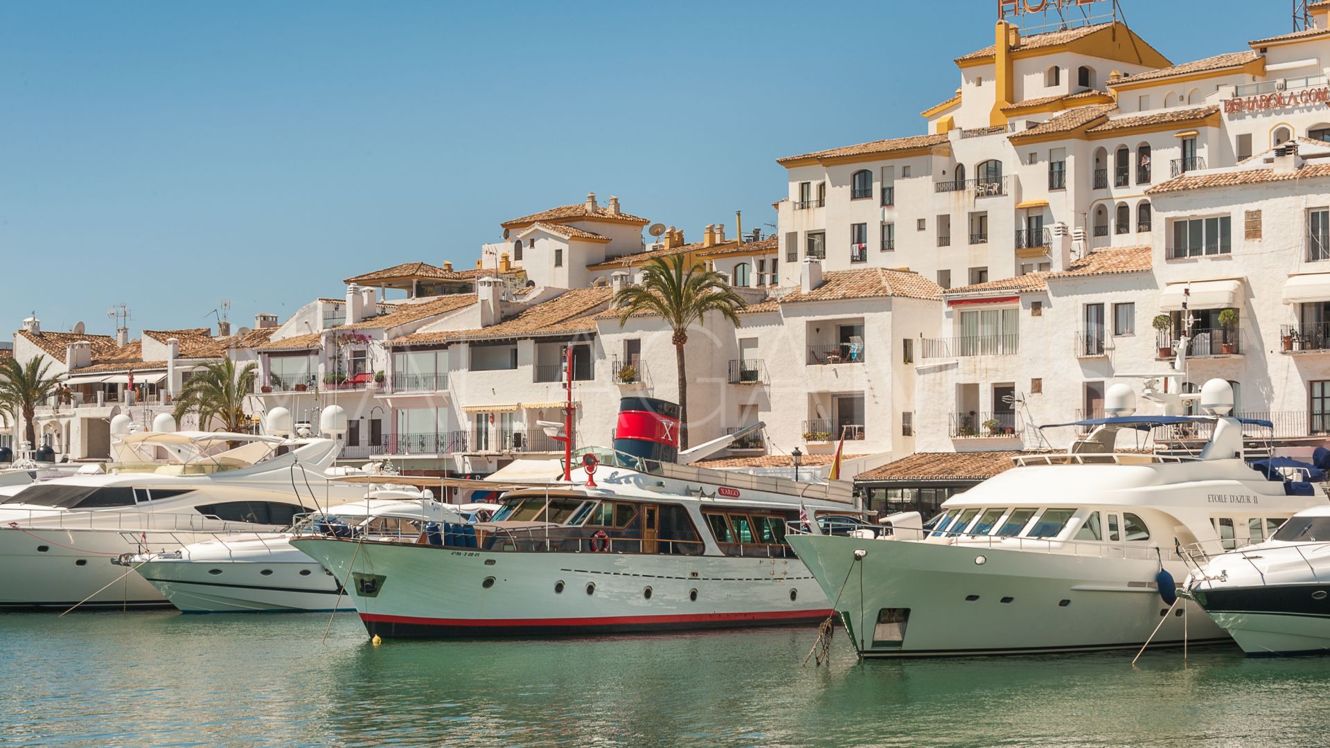 Tomt for sale in El Madroñal