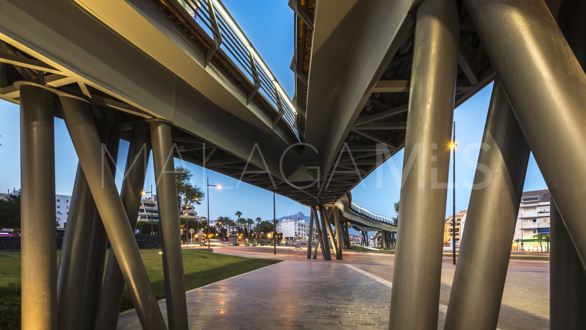 Tomt for sale in El Madroñal