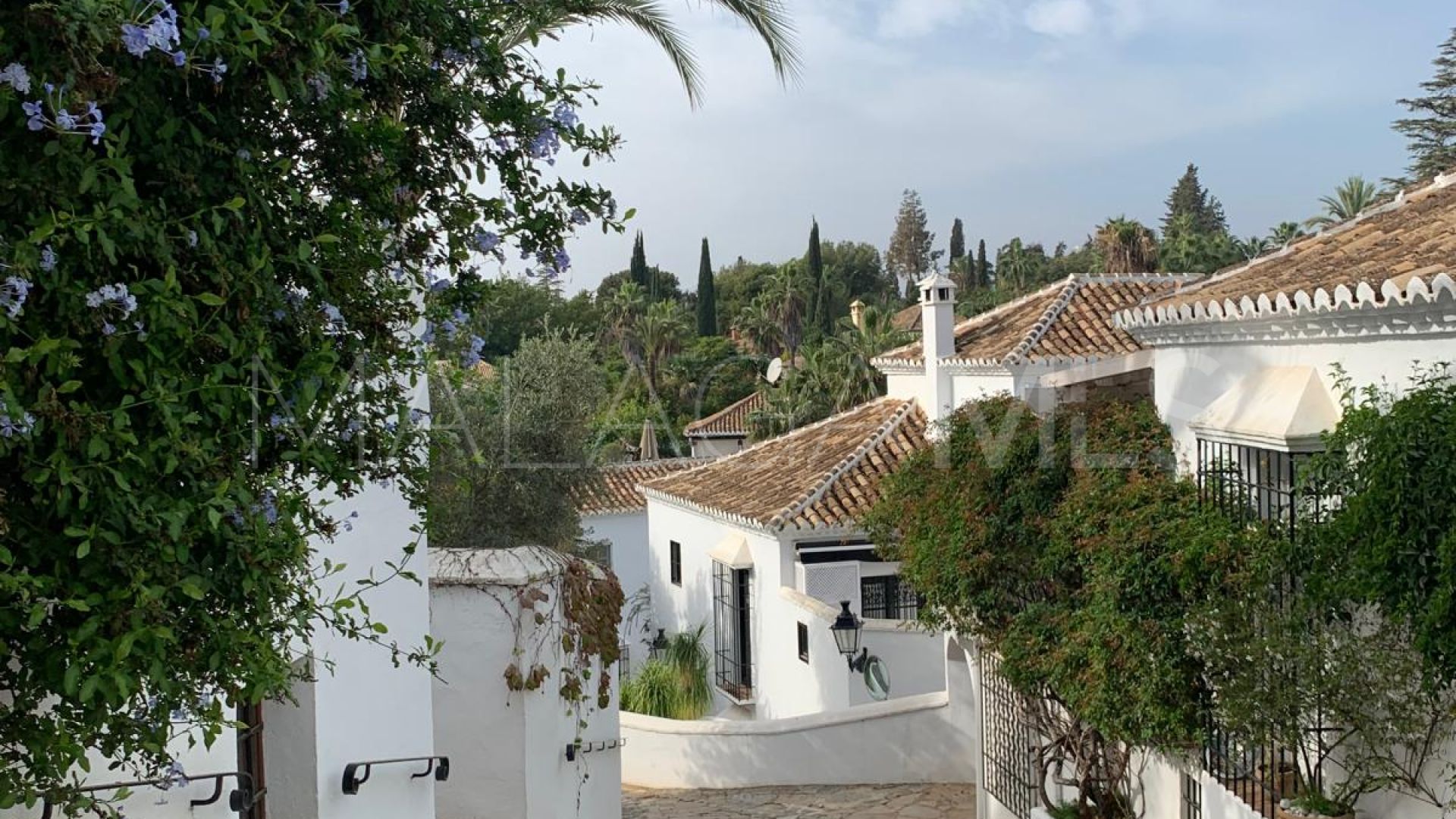 Radhus for sale in Marbella Golden Mile