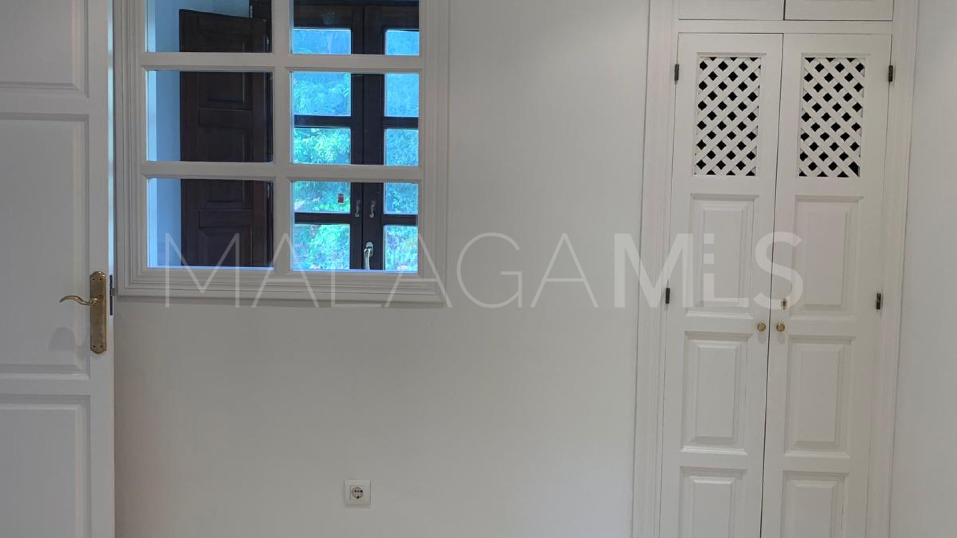 Radhus for sale in Marbella Golden Mile