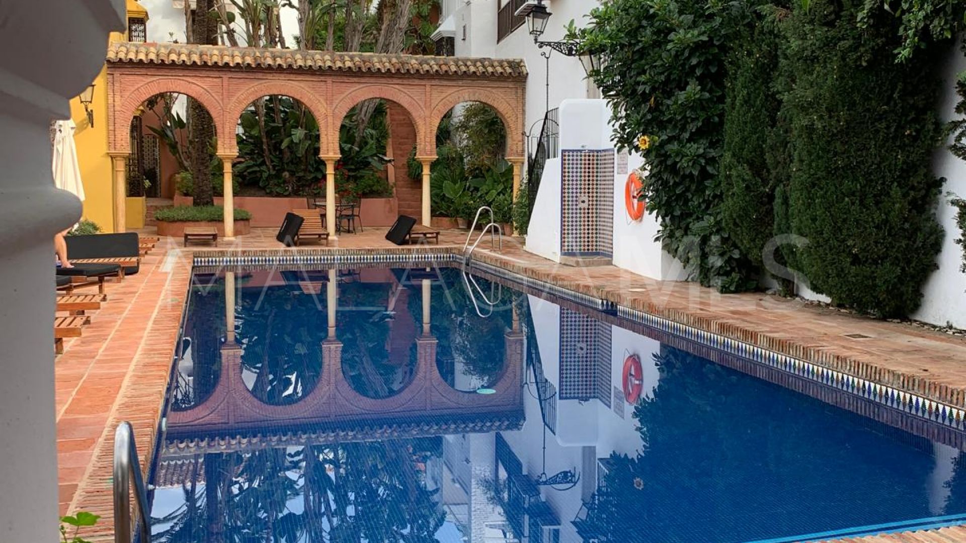 Radhus for sale in Marbella Golden Mile