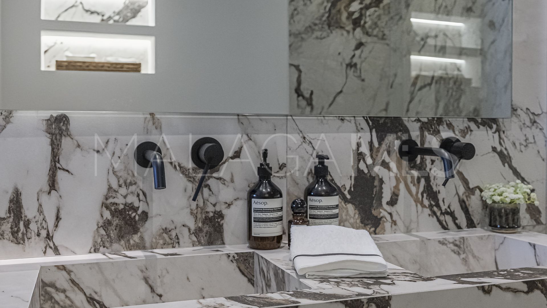 Maison de ville for sale in Aloha