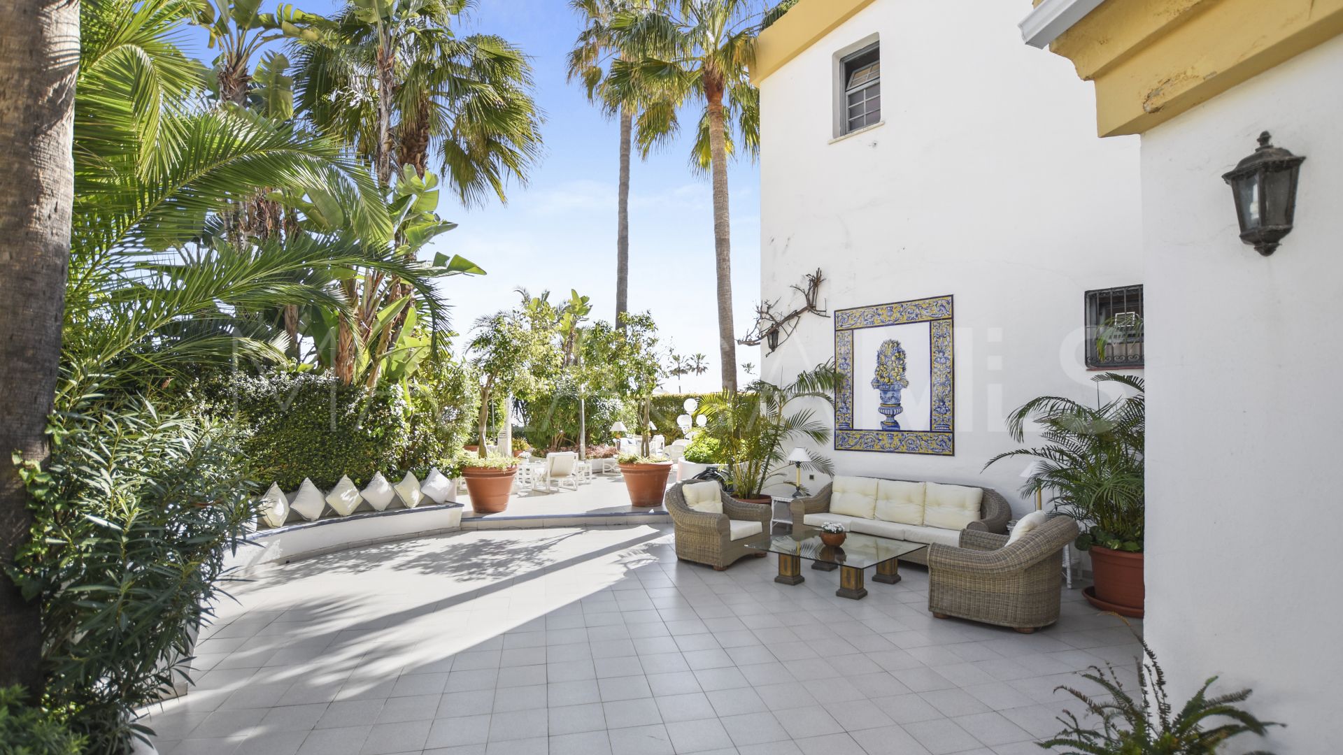 Ground floor apartment for sale in Marbella East