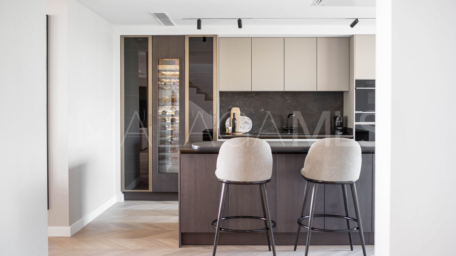 Zweistöckiges penthouse for sale in Nueva Andalucia