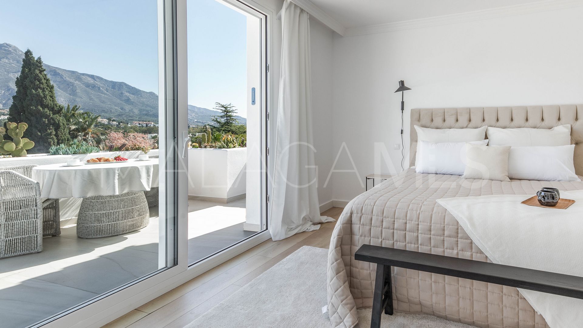 Nueva Andalucia, villa for sale de 4 bedrooms