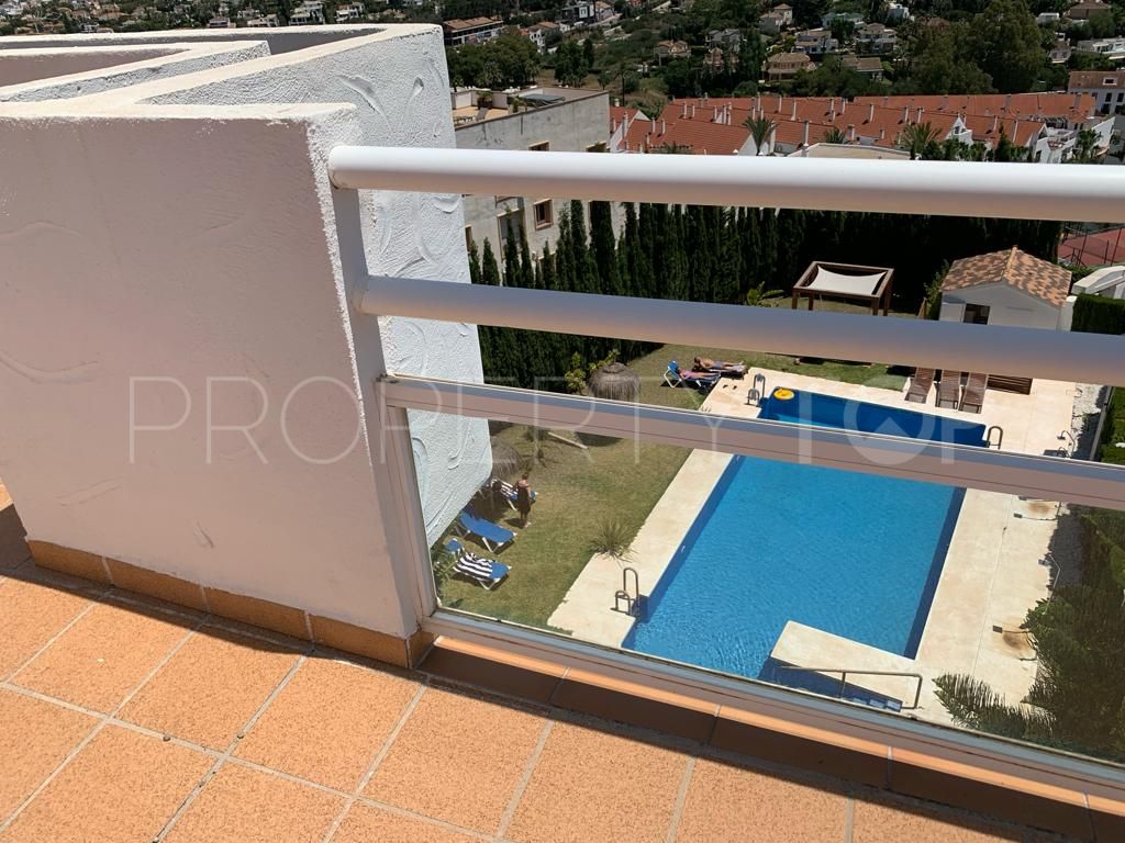 Penthouse for sale in Nueva Andalucia