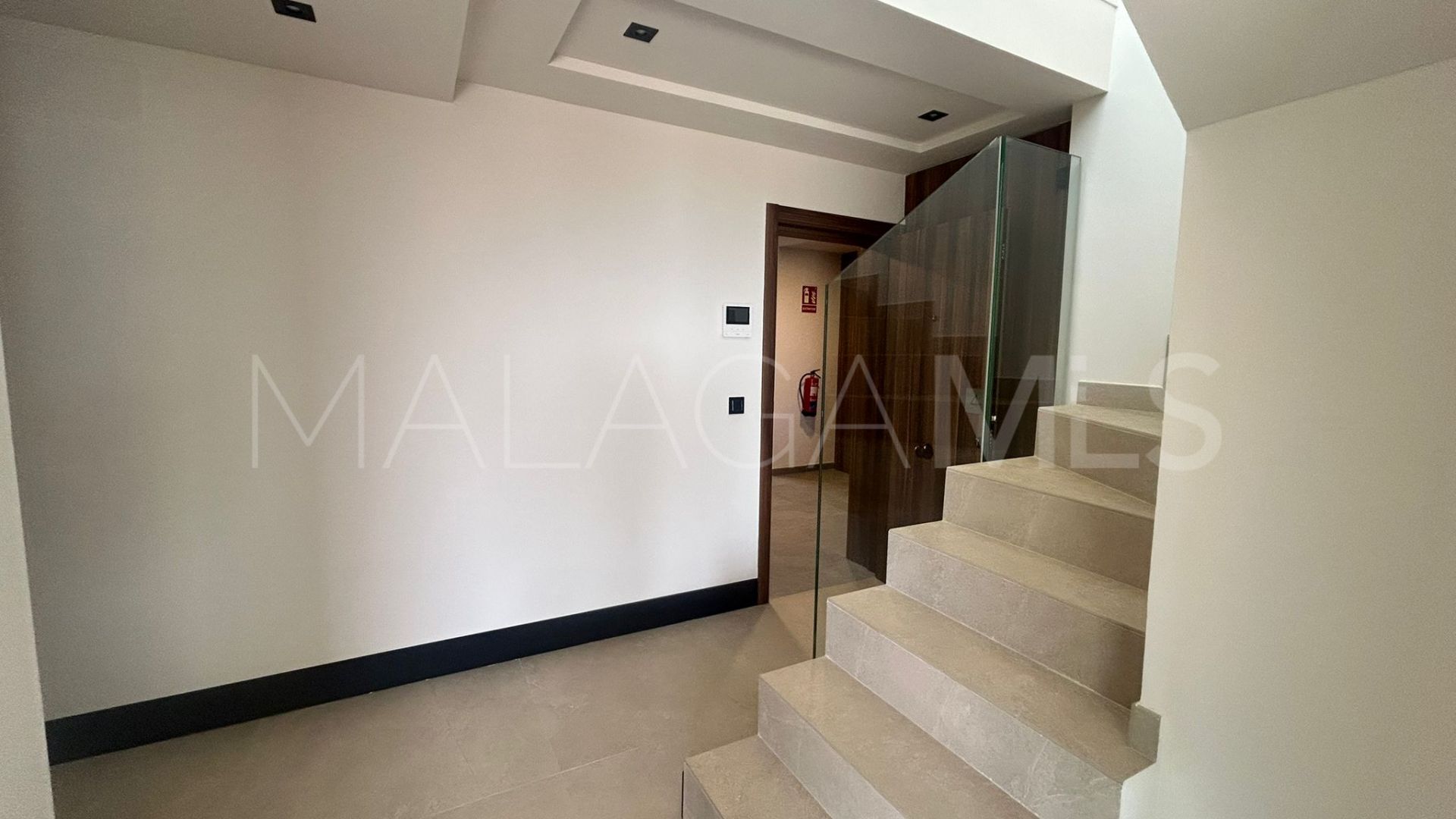3 bedrooms duplex penthouse for sale in Nueva Andalucia