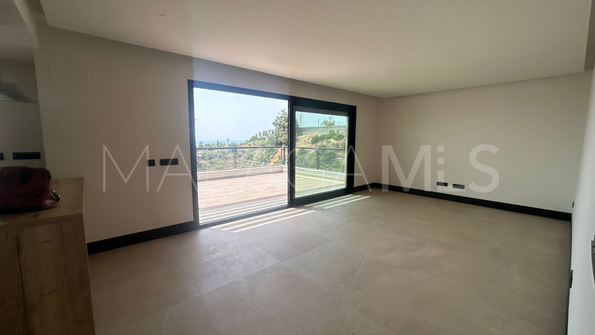3 bedrooms duplex penthouse for sale in Nueva Andalucia