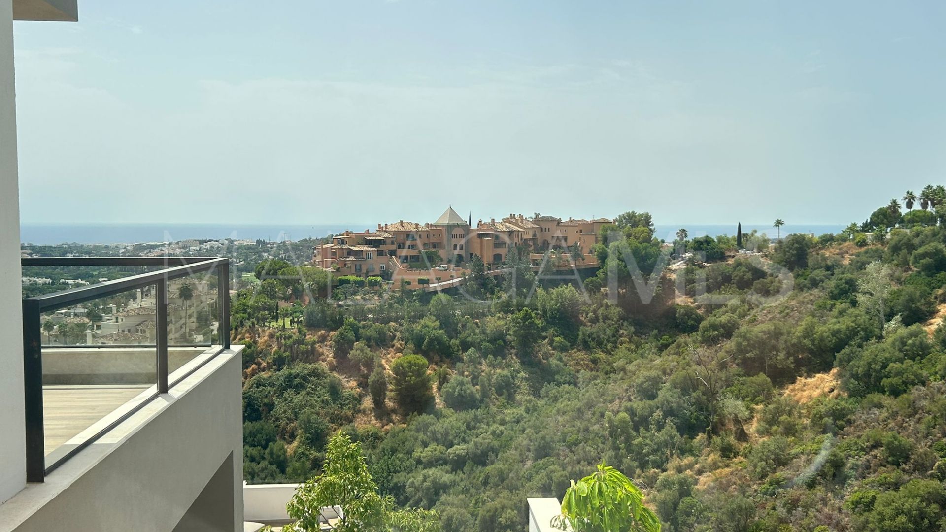 3 bedrooms duplex penthouse for sale in Nueva Andalucia