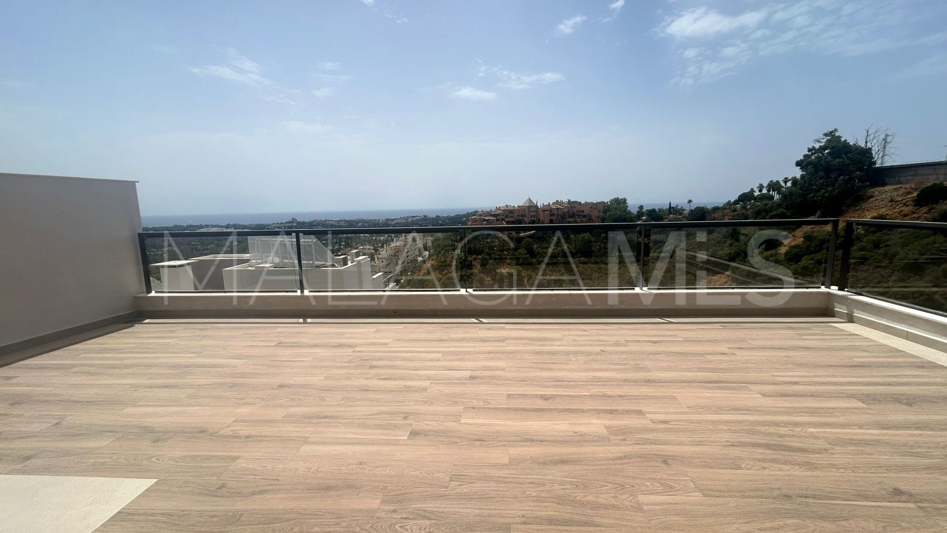 3 bedrooms duplex penthouse for sale in Nueva Andalucia