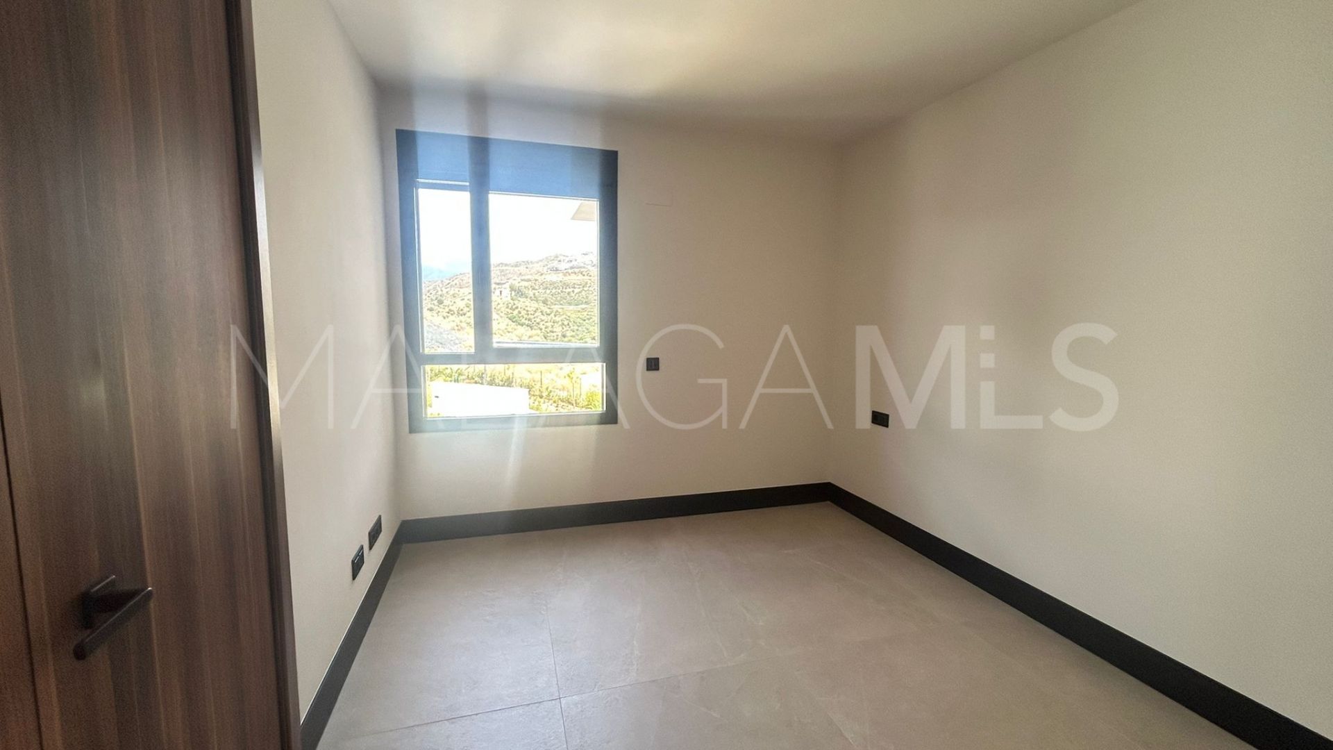 3 bedrooms duplex penthouse for sale in Nueva Andalucia