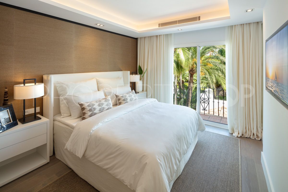 Marbella Ciudad, atico duplex de 4 dormitorios en venta